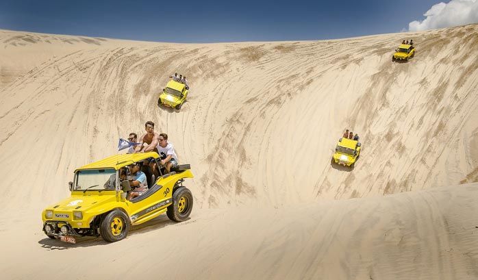 Passeio de buggy nas dunas
